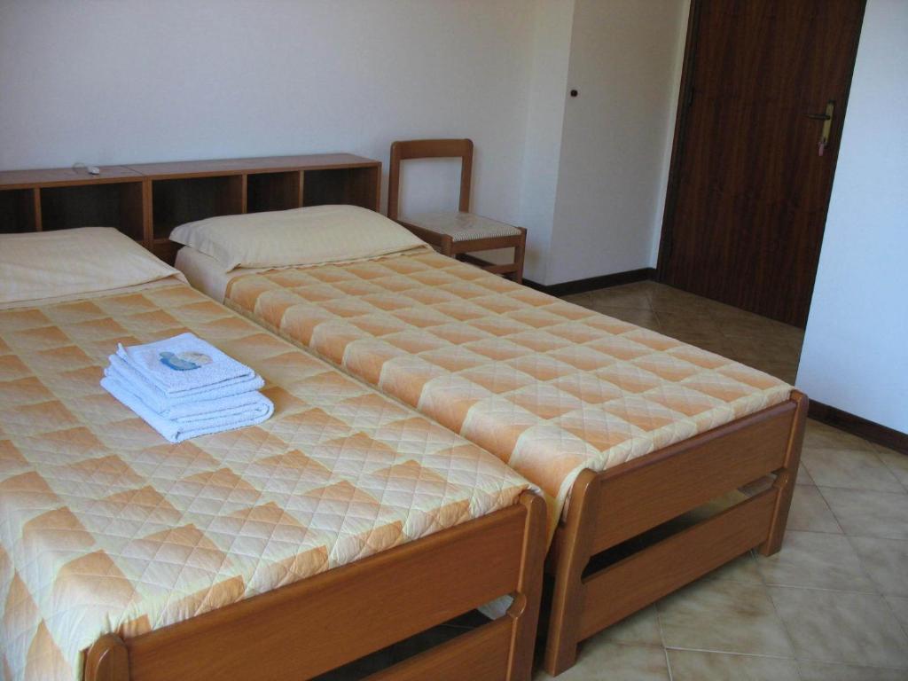 تْشيفيتانوفا ماركي Bed & Breakfast Bompadre الغرفة الصورة