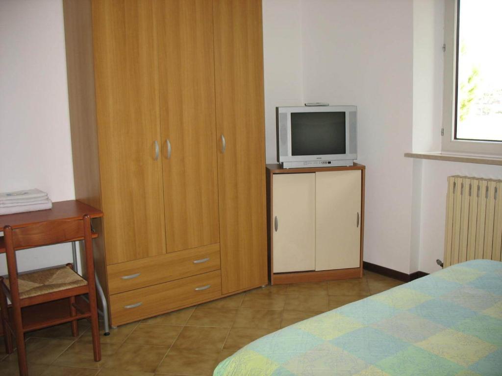 تْشيفيتانوفا ماركي Bed & Breakfast Bompadre الغرفة الصورة